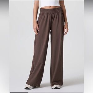 NWT Vuori Villa Wideleg Pants in Java, XSmall